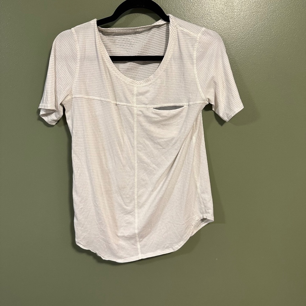 Great Lululemon Run away t shirt white silver size 8